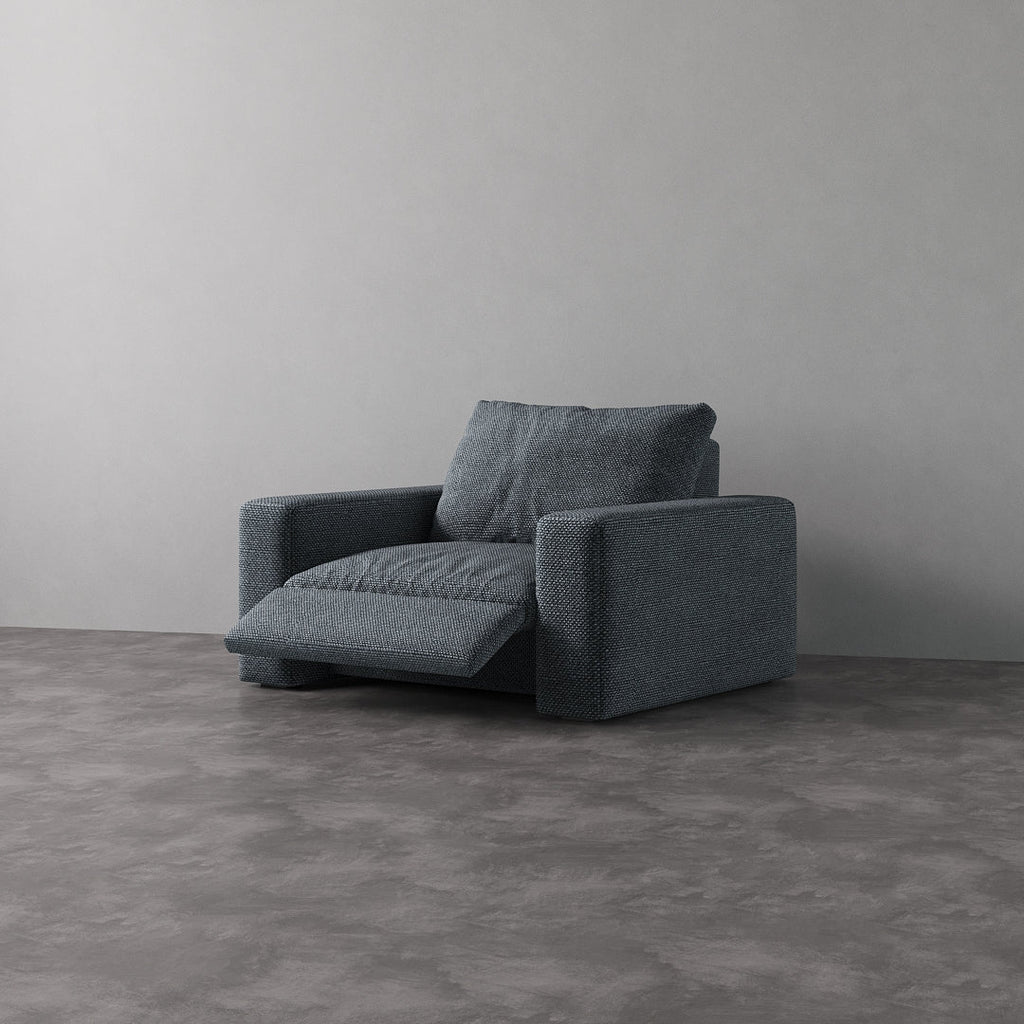 CloudLuxe Recliner Chair